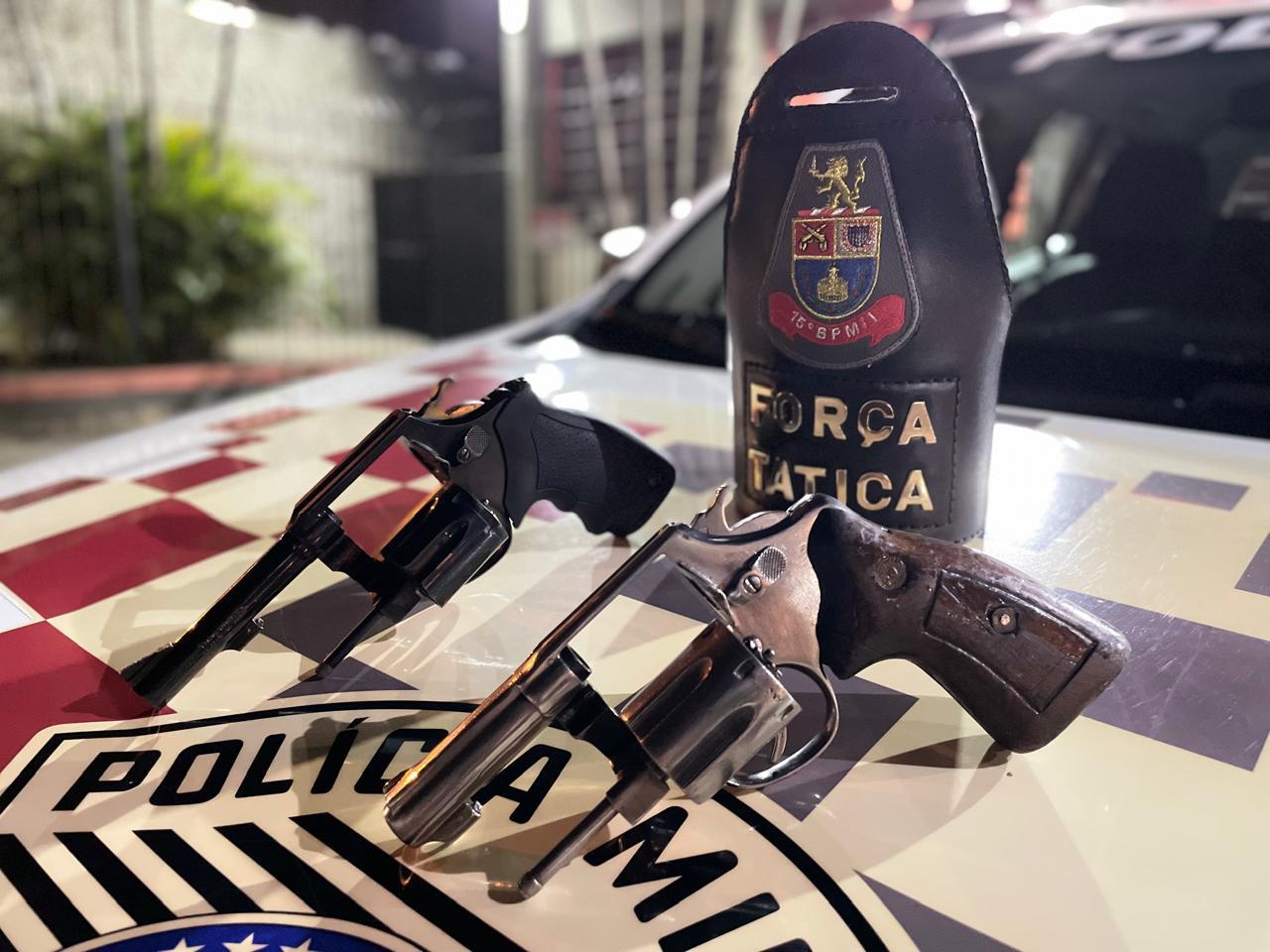 Força Tática flagra homem com duas armas de fogo no Recanto Elimar