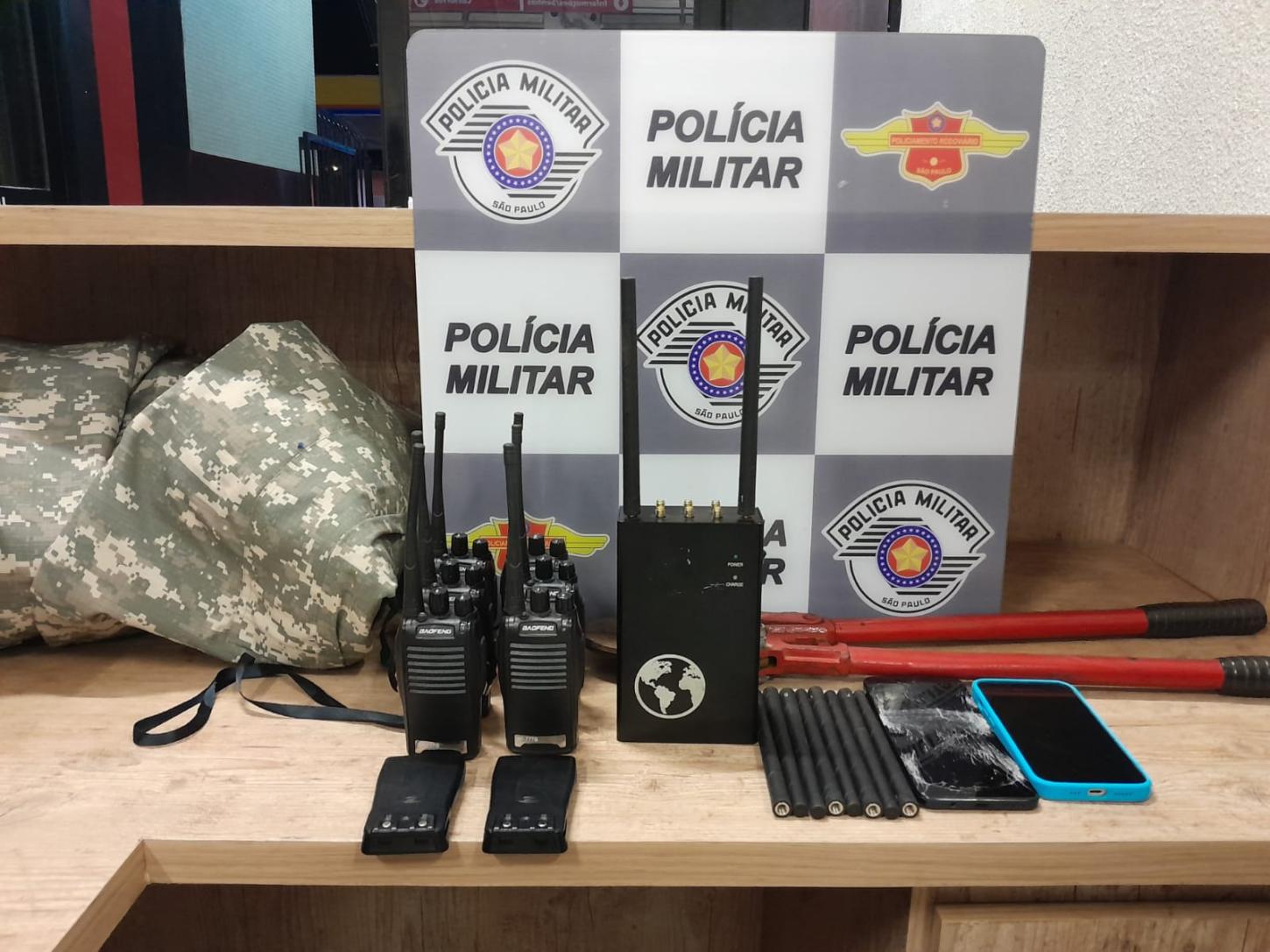 Policiais militares rodoviários evitam possível roubo de carga em Franca