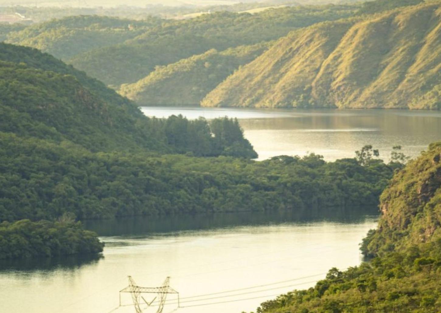 Autor de latrocínio tenta fugir pelo Rio Grande, mas é apreendido pela PM