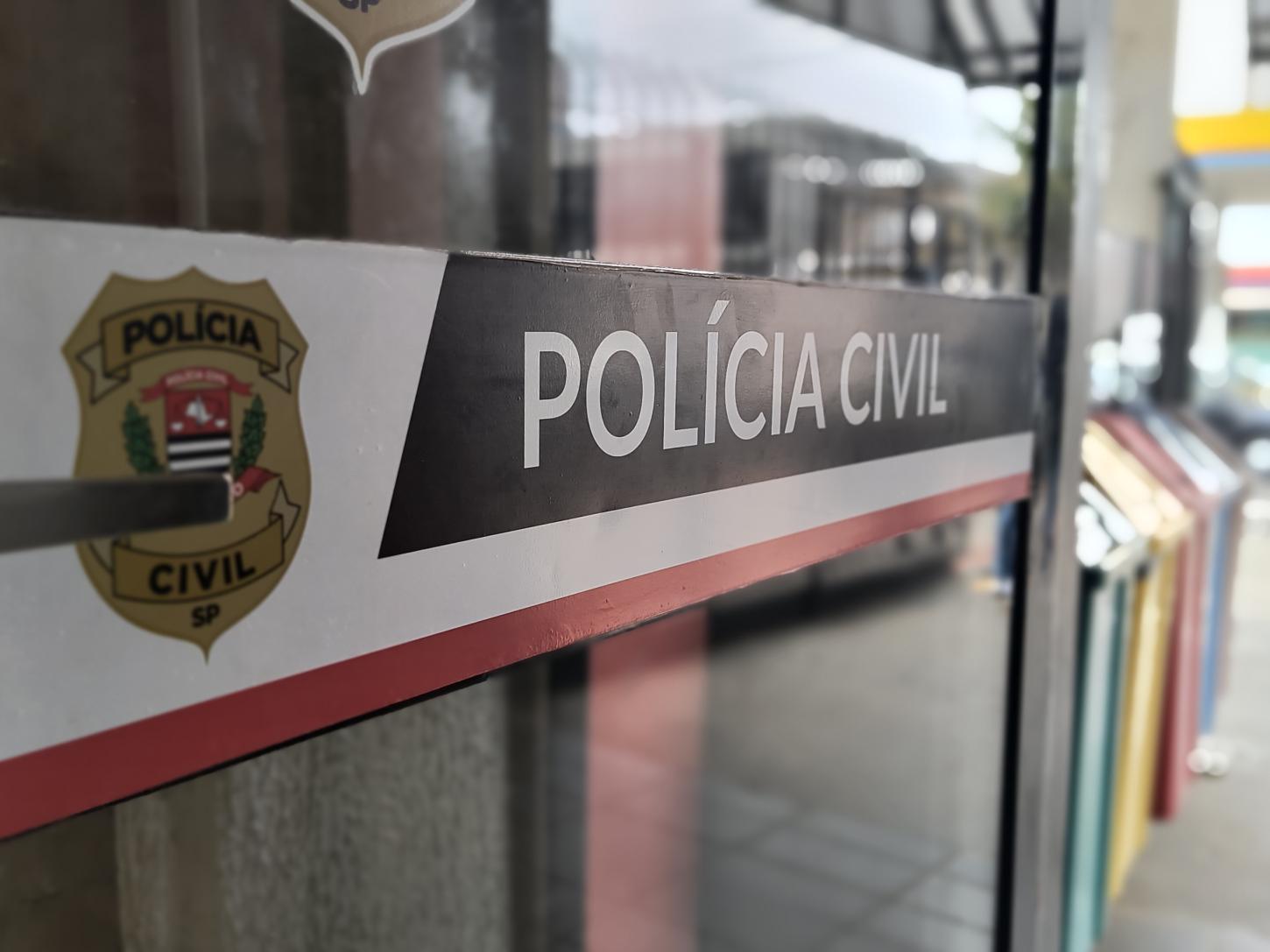 Faxineira é presa por furtar joias e R$13 mil em apartamento de empresária
