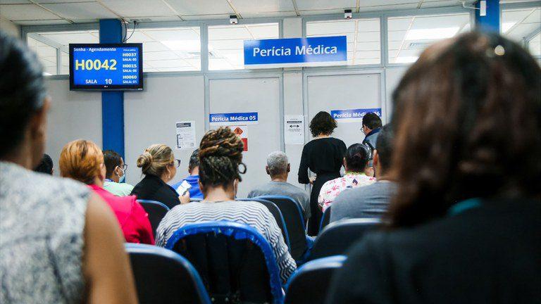 Após greve, médicos do INSS voltam a atender na segunda-feira (14)
