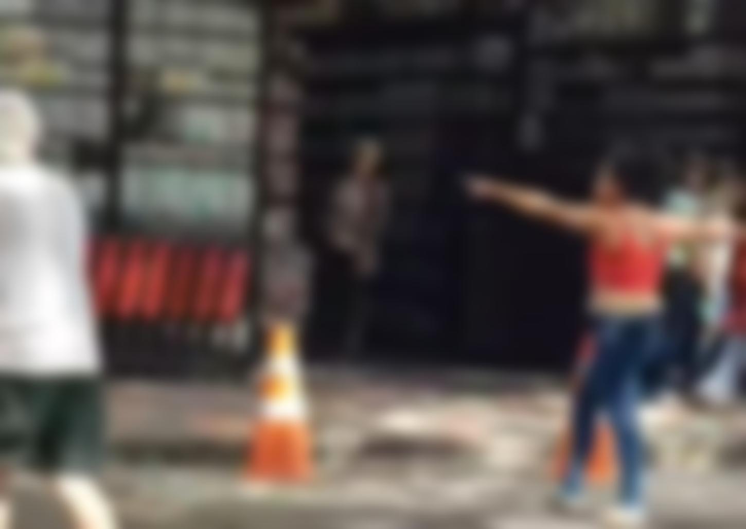 Internauta flagra briga entre homem e mulher no Centro