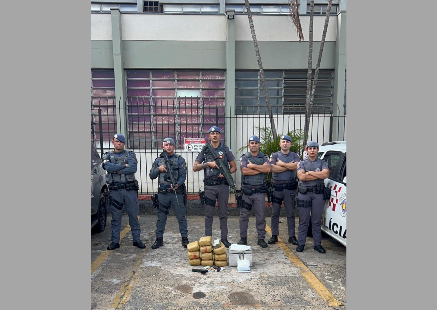 Traficante é preso pela PM com mais de 10 quilos de drogas e armas