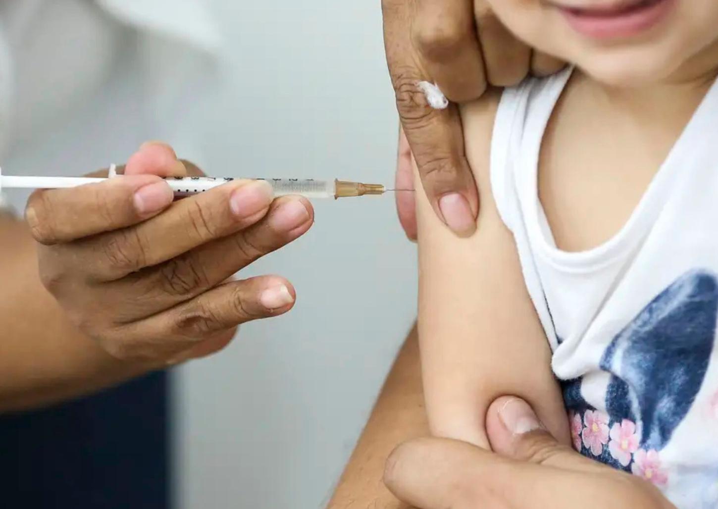 Campanha de Multivacinação para crianças e adolescentes é iniciada