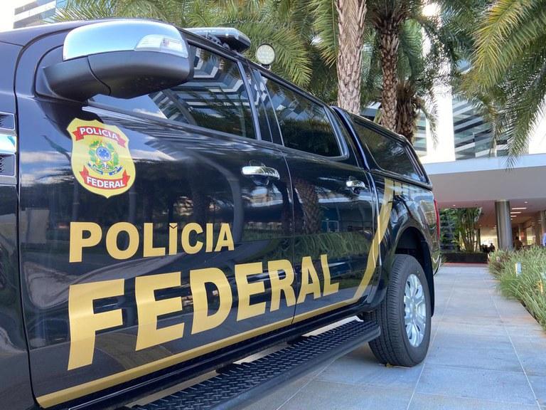 PF cumpre mandado contra suspeito de emitir notas fiscais falsas em Franca