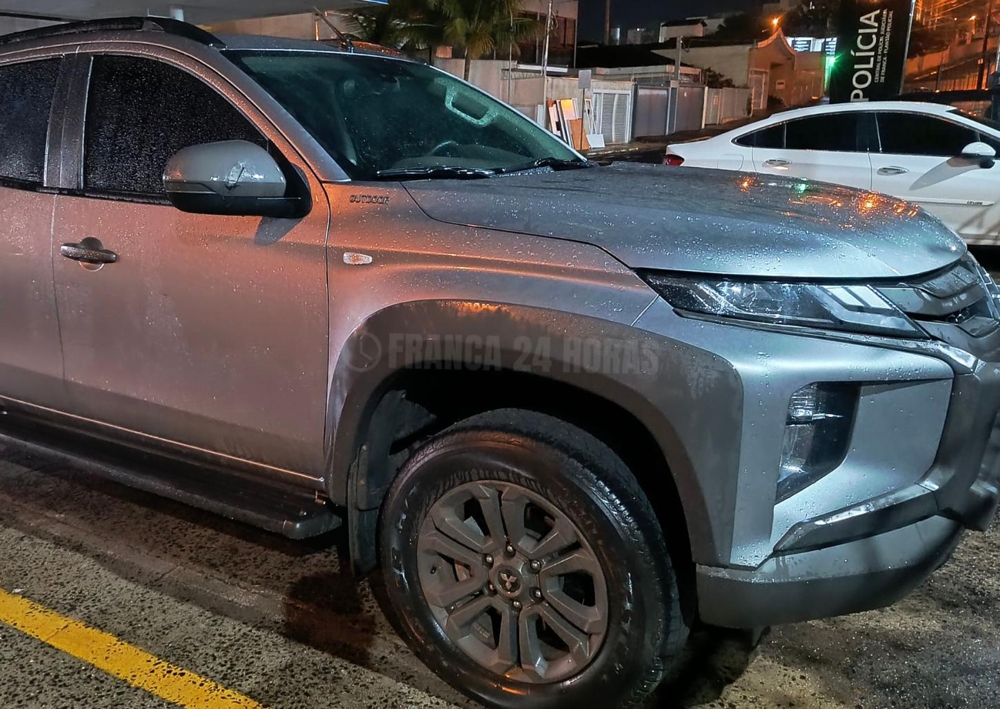 Caminhonete furtada em Ribeirão Preto é recuperada pela Força Tática em Franca