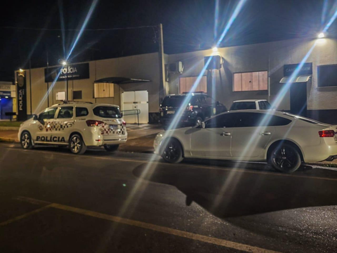 Automóvel com placas clonadas é apreendido pela PM em Sales Oliveira