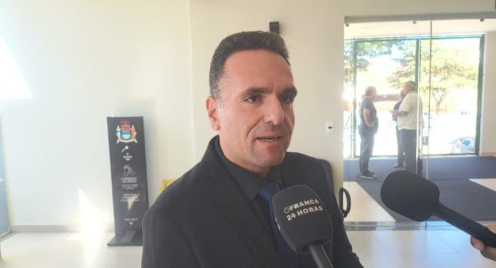 Advogado denúncia demolição parcial do Centro Comunitário do Jd Palmeiras