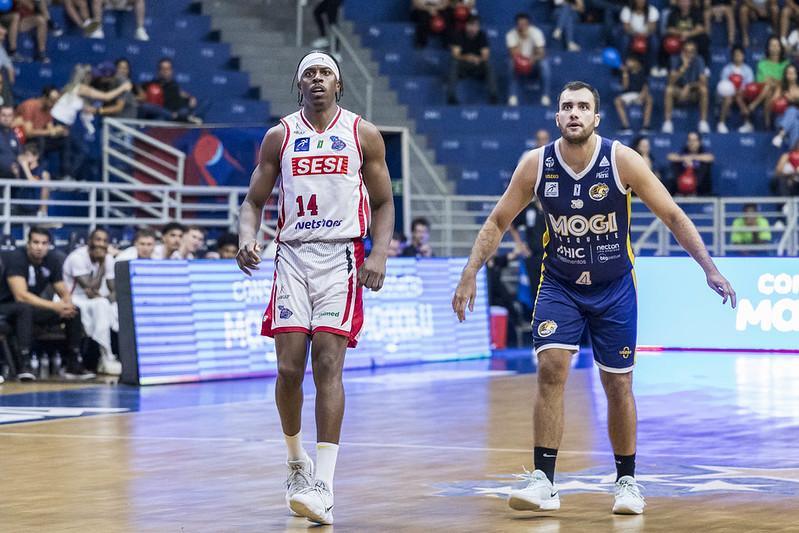 Mogi vence Franca no Pedrocão e abre vantagem nas quartas de final