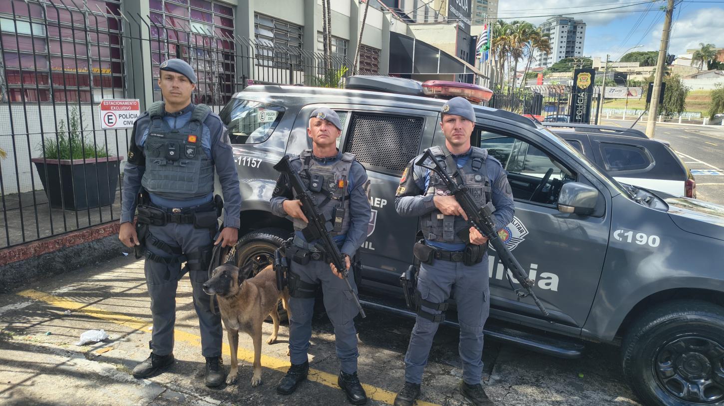 Baep localiza mais de R$ 6 mil durante operação na favela da vila 